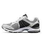 SAUCONY PROGRID TRIUMPH 4 - GREY/SILVER - WATERKANT Store -Hamburg Ottensen Altona