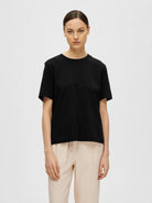 SELECTED FEMME ESSENTIAL SS BOXY TEE -BLACK - WATERKANT Store -Hamburg Ottensen Altona